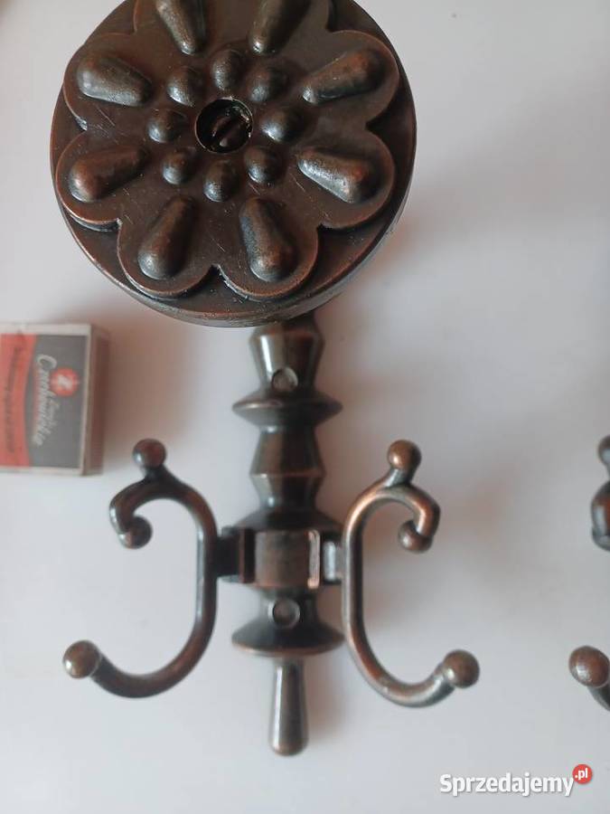 Dwa piękne duże wieszaki Poznań sprzedam