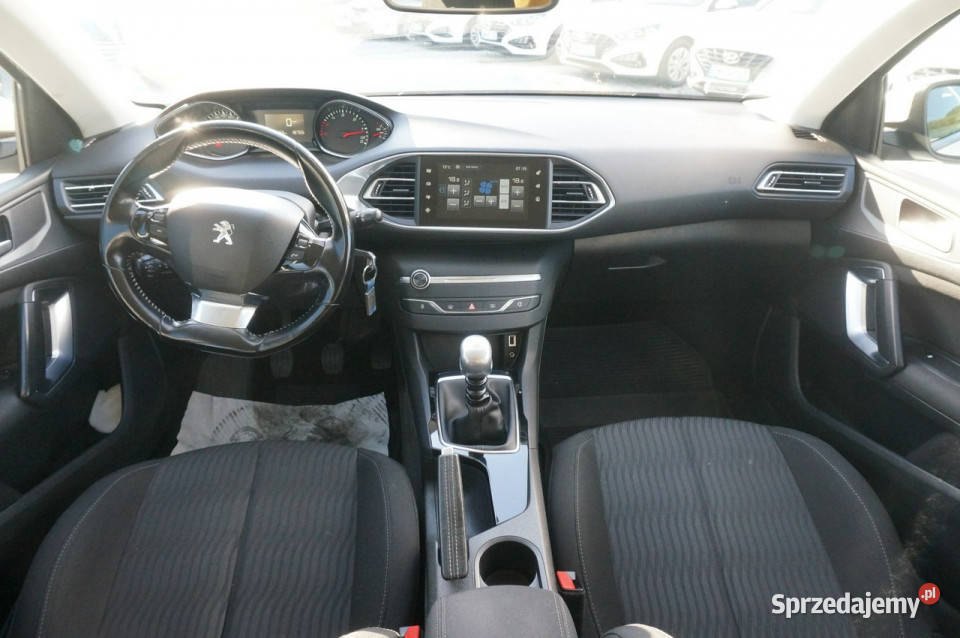 Peugeot 308 16HDI120 Active Salon FV23 GD511PJ światła przeciwmgielne Poznań
