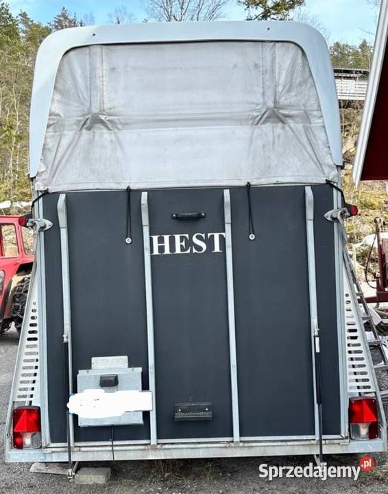 Koniowóz przycze do wożenia koni Do przewozu koni