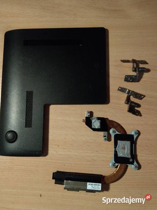 Laptop SAMSUNG NP300E5C na części Tomaszów Mazowiecki sprzedam