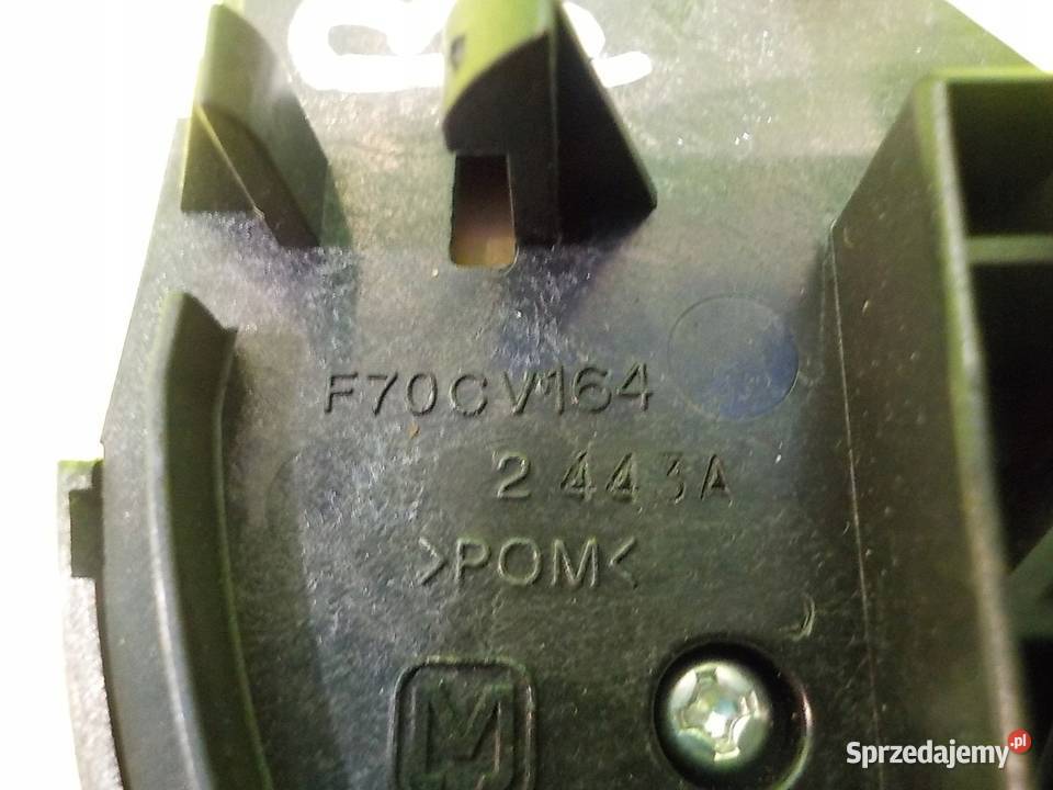 TOYOTA PRIUS II 15 VVTI 04r 5D przelacznik Suków