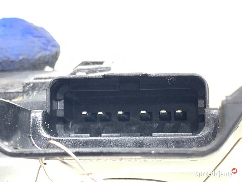 ZAMEK DRZWI LEWY TYŁ OPEL CORSA F Hatchback