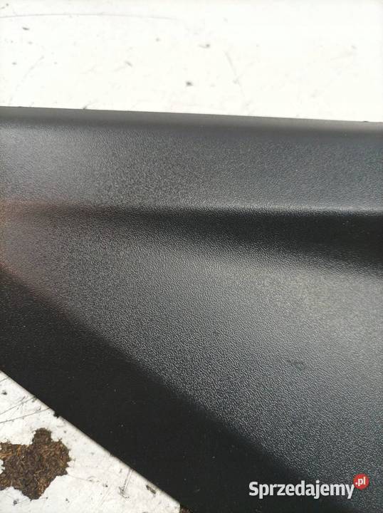 OSŁONA TRÓJKĄT BŁOTNIKA PRAWY PRZÓD Wyposażenie wnętrza świętokrzyskie