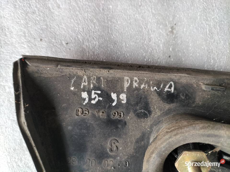 Mitsubishi Carisma I LAMPA TYŁ TYLNA lampy tylne