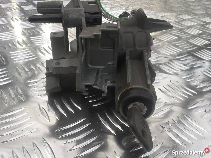 Stacyjka BMW 5 e34 kompletna Poniatowa