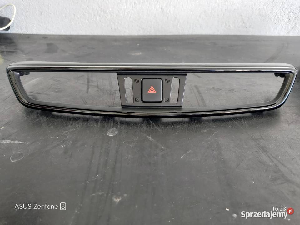 Kratka nawiewu środkowa NISSAN Qashqai j11 Kratki nawiewu Złoczew