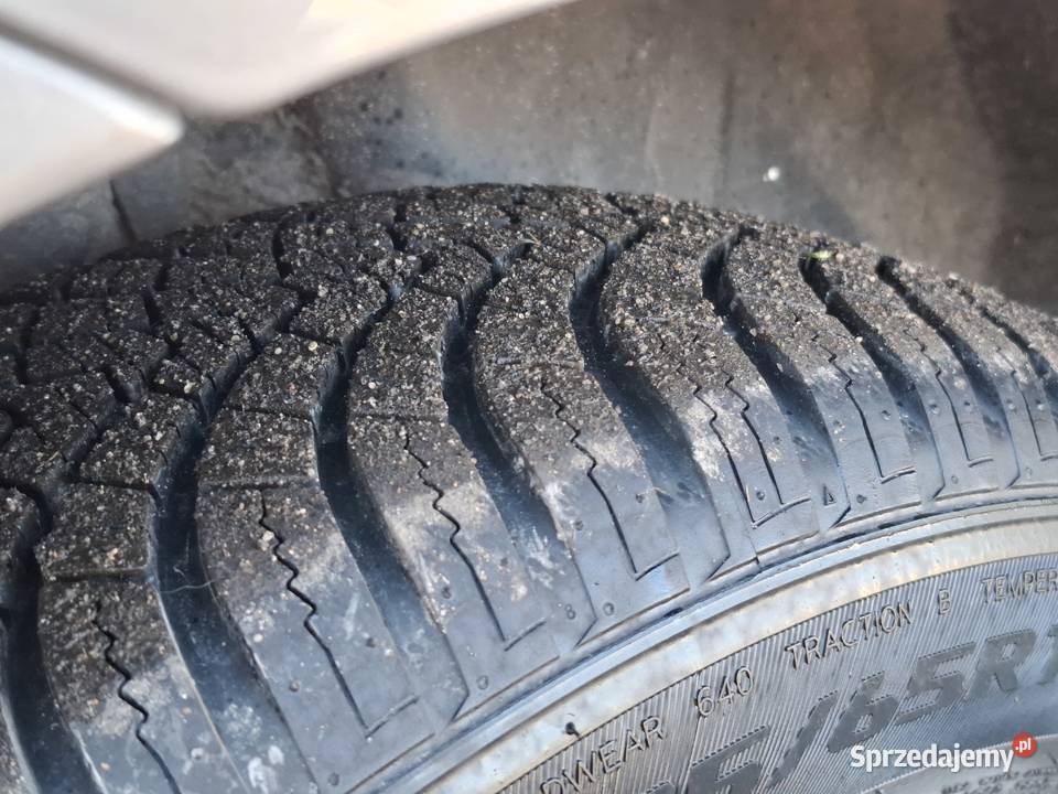 Nowe opony kamera cofania sprawna klima autoalarm Note