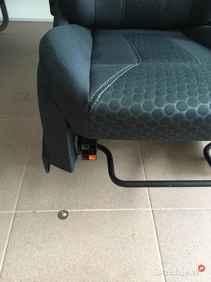 fotel pasażera ford fiesta mk 7 Poznań