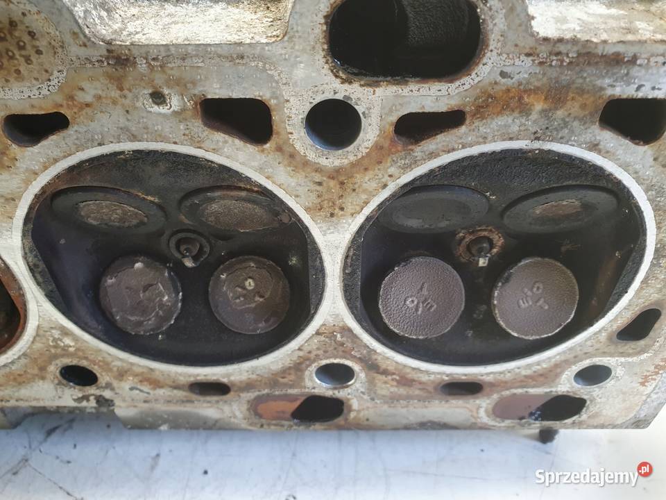 Volvo S60 V70 24 T GŁOWICA CYLINDRÓW wałki