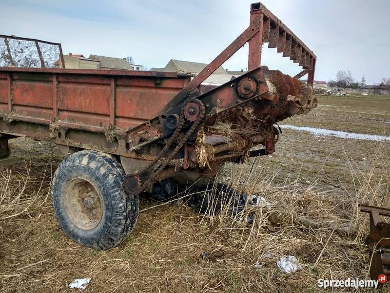 Rozrzutnik obornika rosyjski Rozrzutniki obornika Hersztupowo