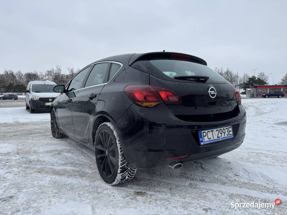 Opel Astra J 14T 140 2010