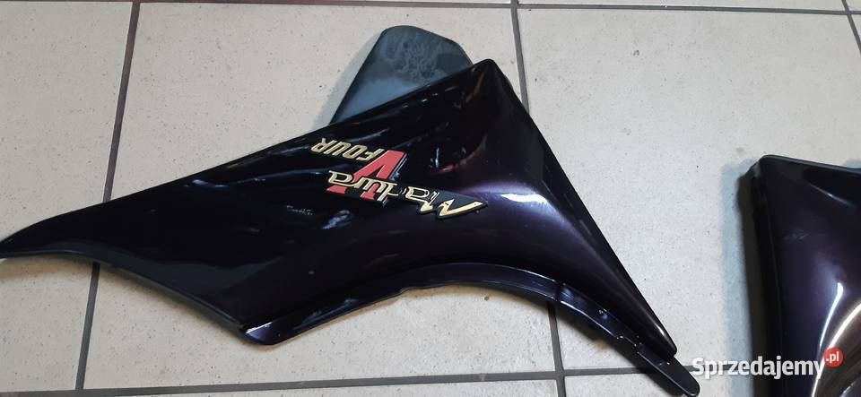 Boczek LEWYPRAWY Suzuki Madura Elementy nadwozia