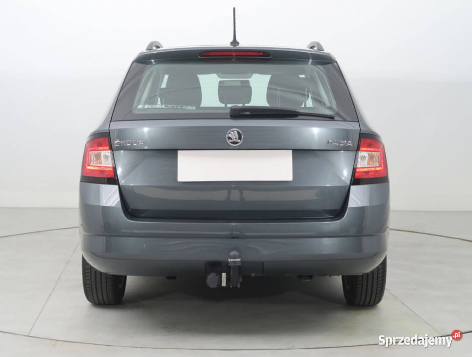 Skoda Fabia 10 TSI ABS Bielany Wrocławskie
