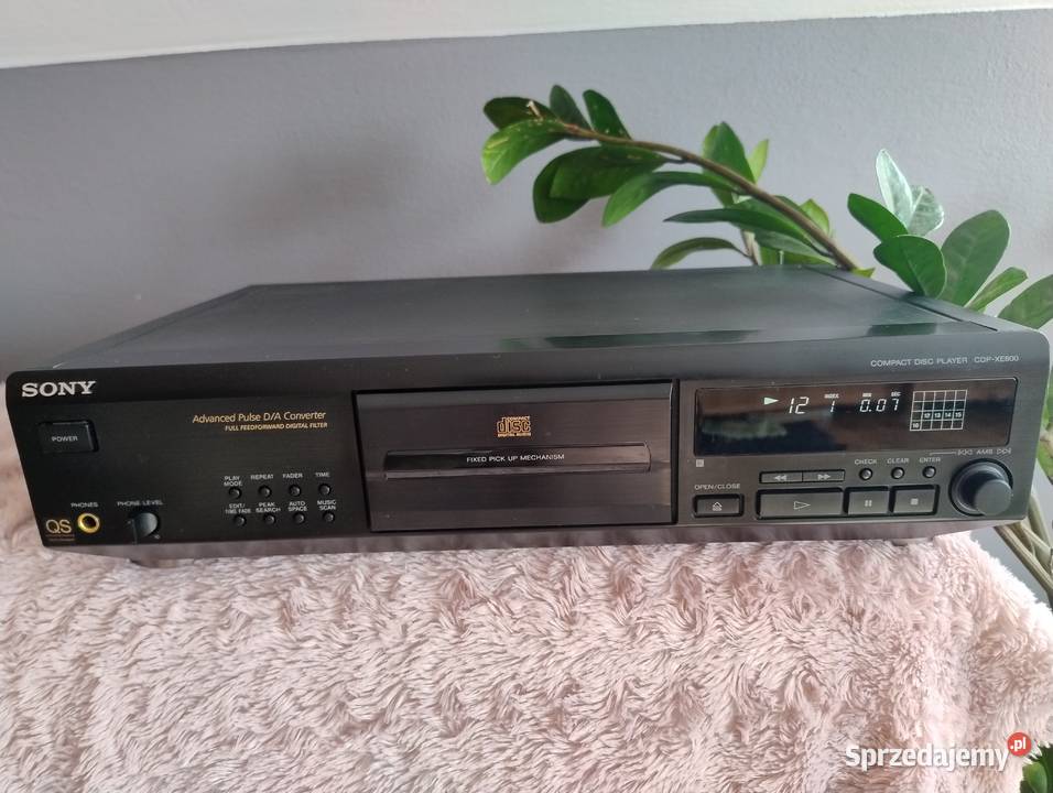 Odtwarzacz CD Sony cdp xe 800 z pilotem Trzebuska