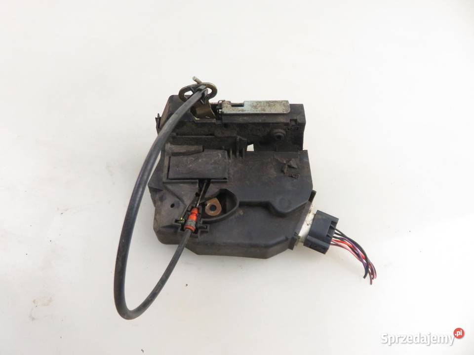 ZAMEK PRAWY TYLNY LAND ROVER FREELANDER L314