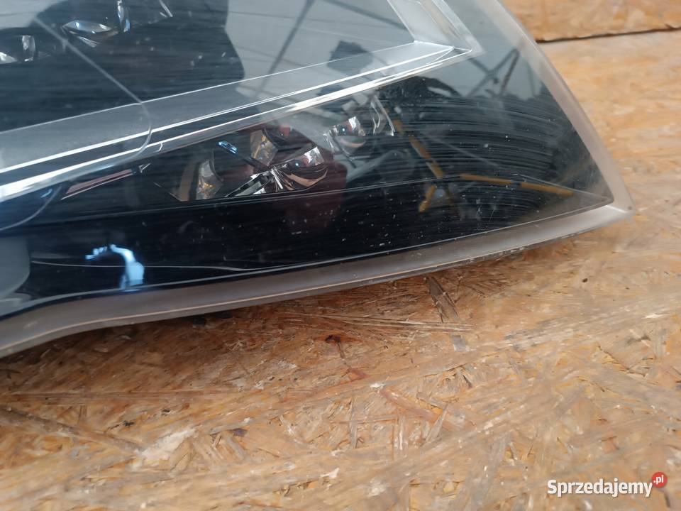 LAMPA REFLEKTOR PRAWY PRZÓD EU SEAT LEON III 12 Nowy Tomyśl