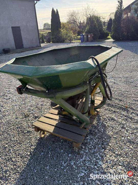 Rozsiewacz Amazone F 603