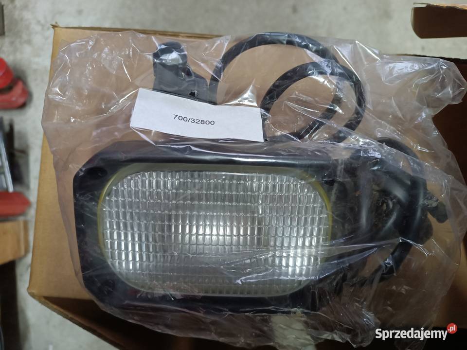Lampa JCB 70032800 pomorskie Tczew