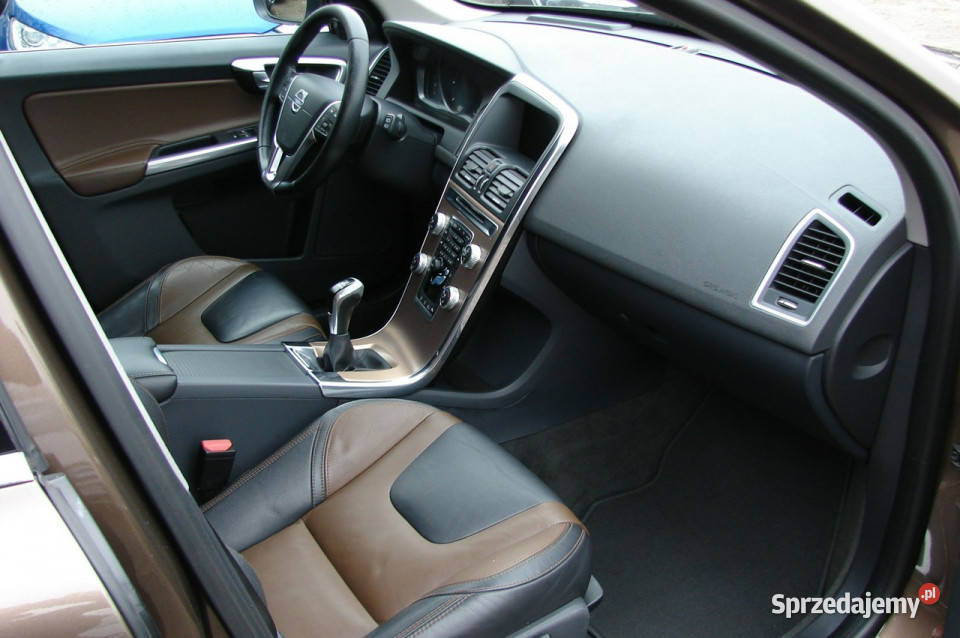 Volvo XC 60 20 D 150 Ful II 2017 nawigacja wielkopolskie Piła sprzedam