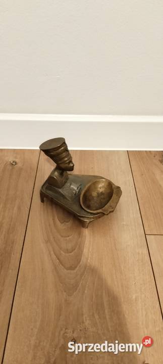 Mosiężna popielniczka Nefretete Jasło sprzedam