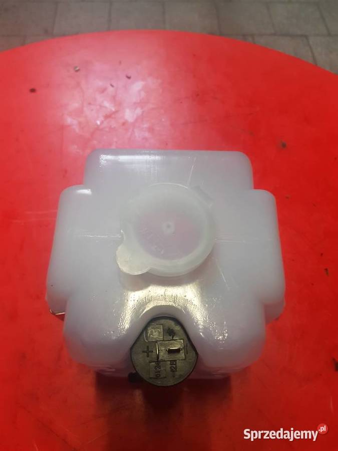 Zbiornik spryskiwacza z pompką MTZ PRONAR Sulechów