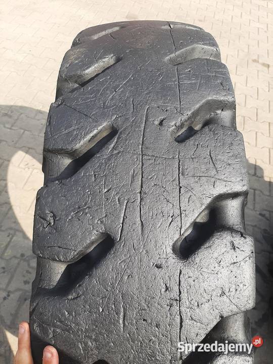 4x Opona używana przemysłowa 1200R24 MICHELIN Pozostałe Zaścianki sprzedam