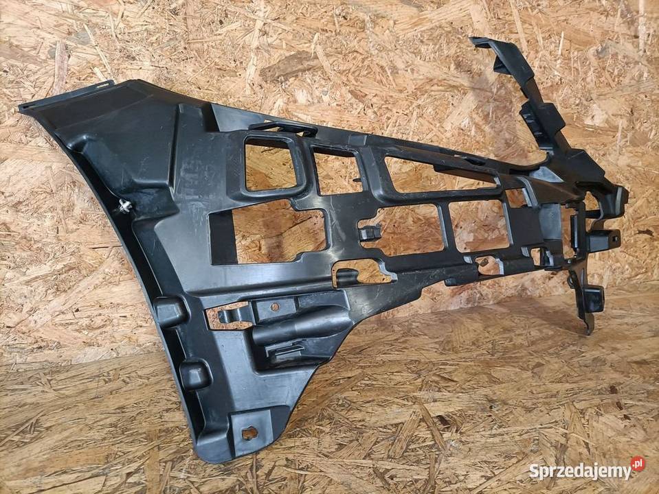 MERCEDES CKLASA W205 14 ŚLIZG ZDERZAKA PRAWY Pozostałe Pleszew