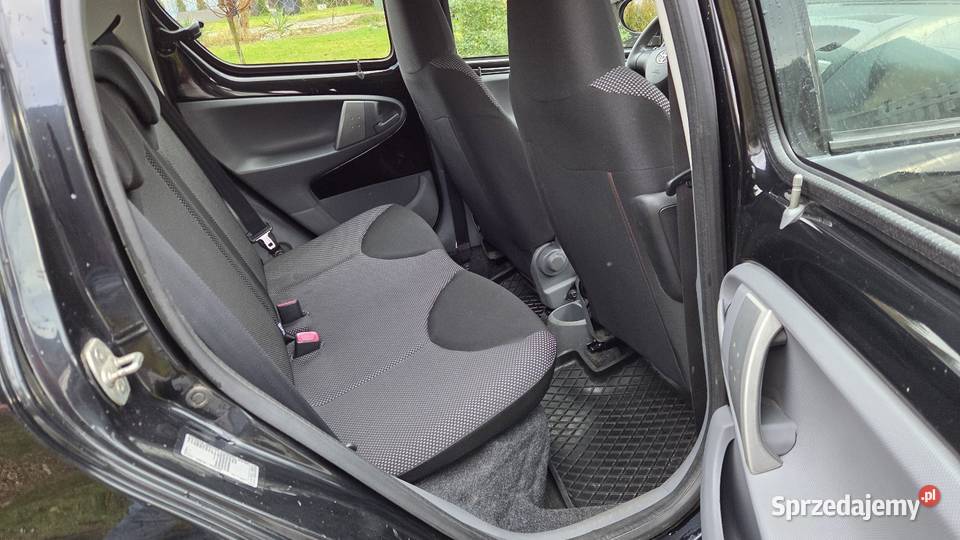 Toyota Aygo Automat 2011 czarny Gdańsk