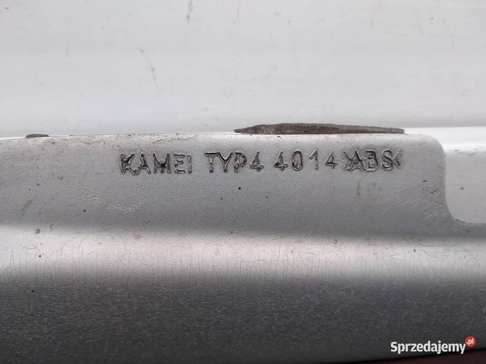 VW Bora brewki na lampy przednie reflektory Sieradz