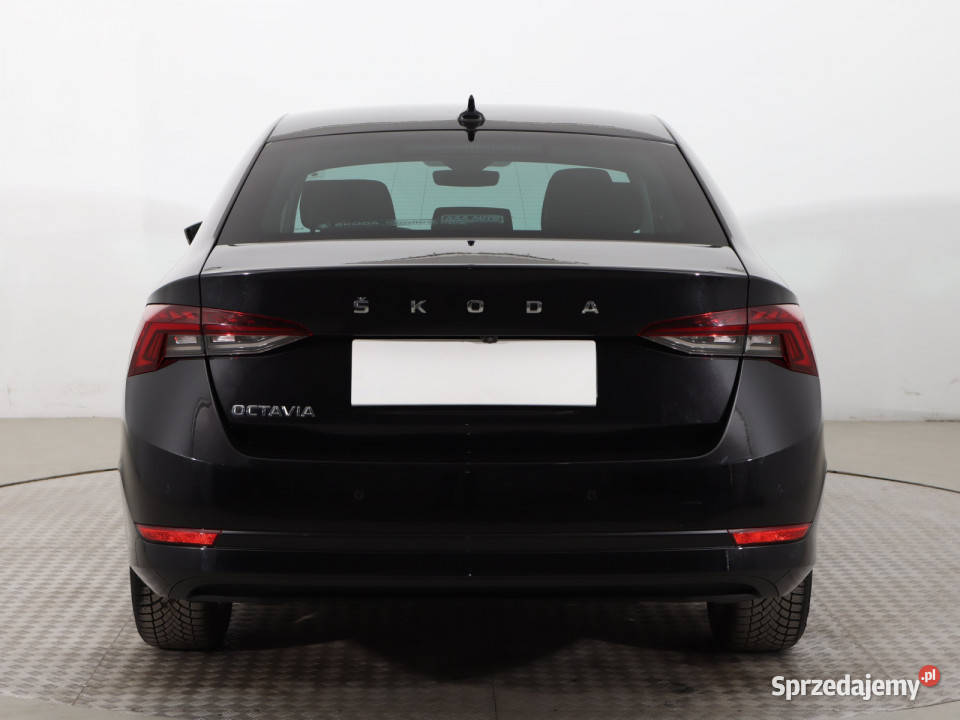 Skoda Octavia 15 TSI manualna Bielany Wrocławskie