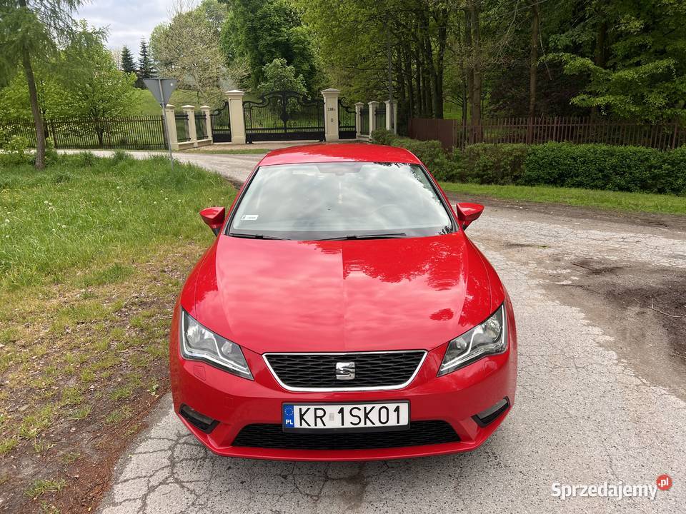 Seat Leon III 16 TDI 105 Hatchback 5D Czerwony manualna świętokrzyskie Nowa Słupia