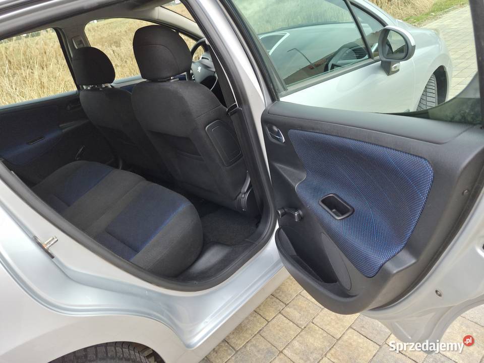 Peugeot 207 stanSprawna klimaSpalanie 4lIsofix