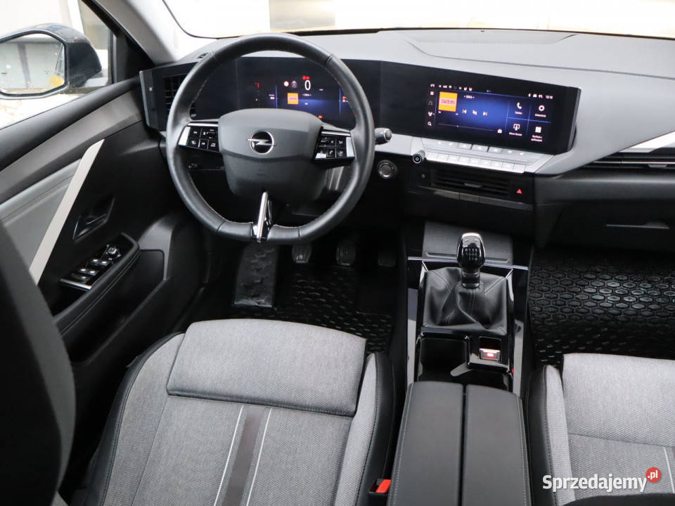 Opel Astra 12 Turbo światła LED śląskie