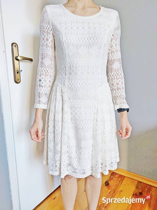 biała sukienka koronkowa ślub wesele S Poznań