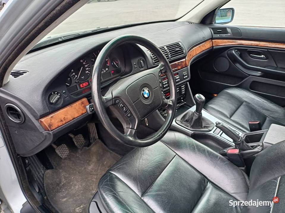 BMW E39 20 Benzyna 150 1999r Koło