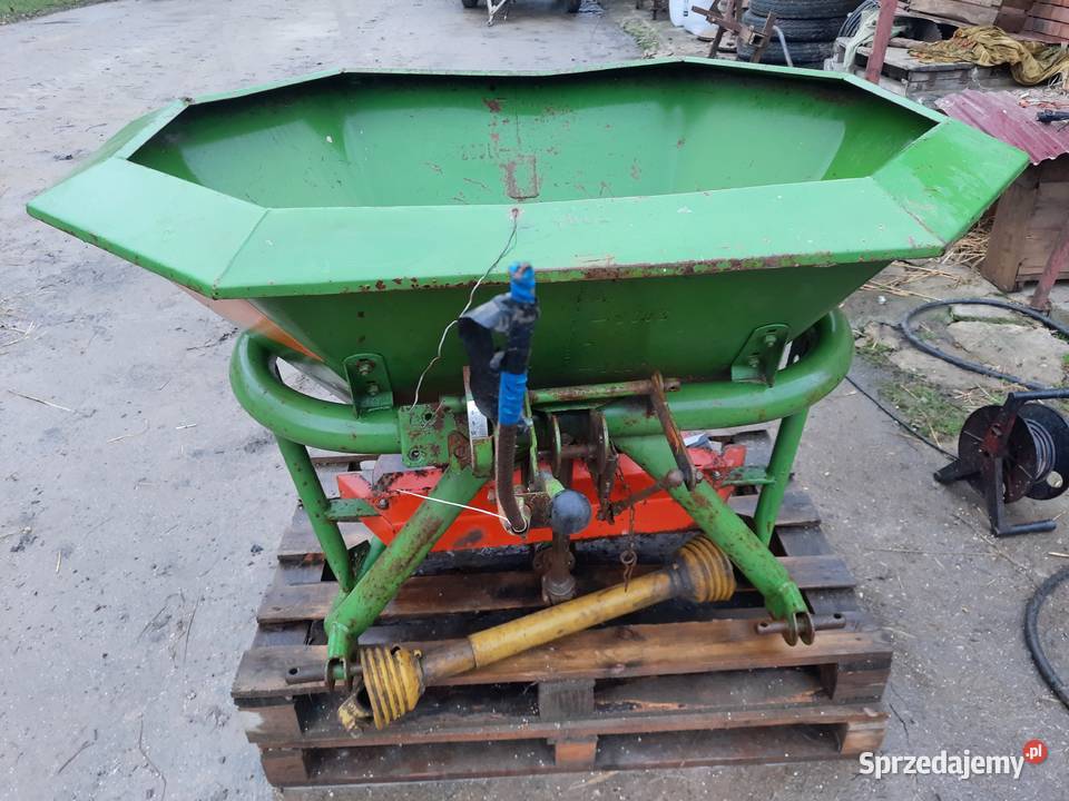 Rozsiewacz nawozów amazone 402 400l pojemności Rozsiewacze nawozów