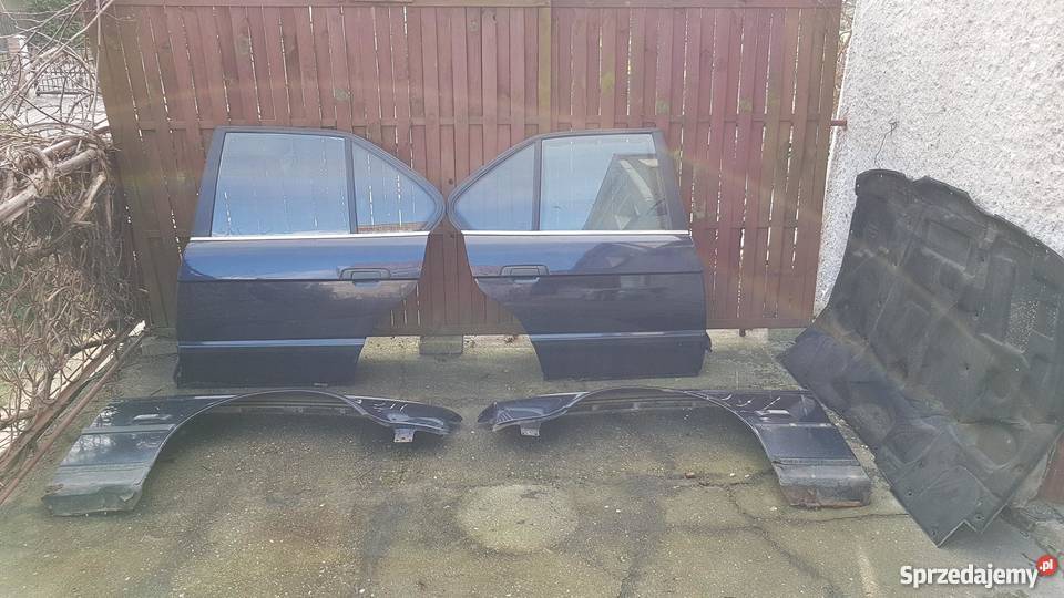 Kompletne drzwi BMW E34 lewy tył