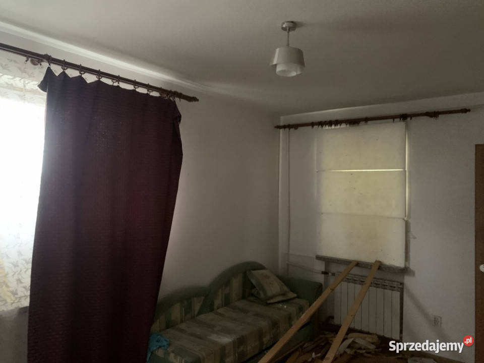 Dom w zabudowie bliźniaczej z dużą działką Gołków