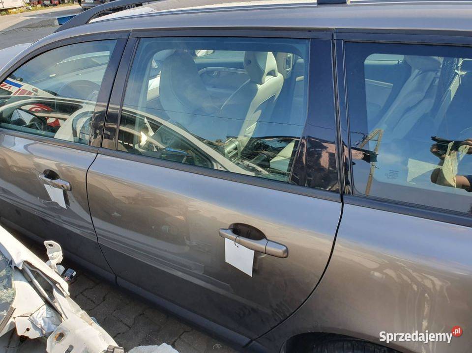 DRZWI LEWE TYŁ VOLVO V70 47200 OYSTER GREY PEARL Lipno