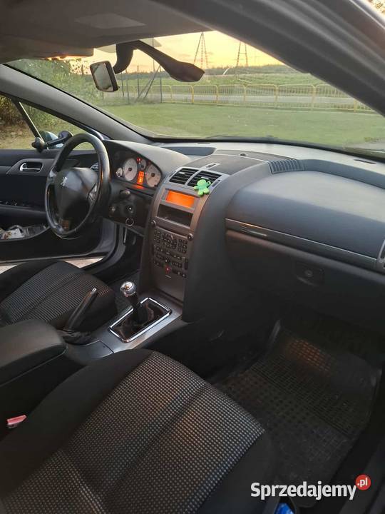 Sprzedam Peugeot 407 SW światła przeciwmgielne sprzedam