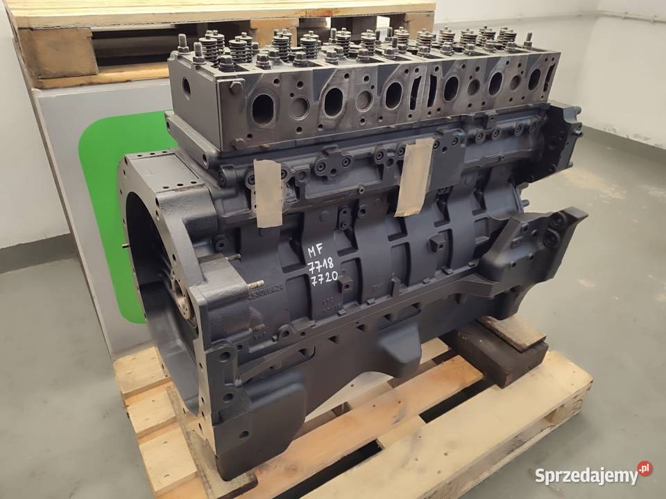 Słupek silnika MASSEY FERGUSON 7718 7720 Wilkowo