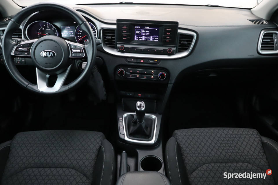 Kia Ceed 16 CRDi MHEV Zabrze sprzedam