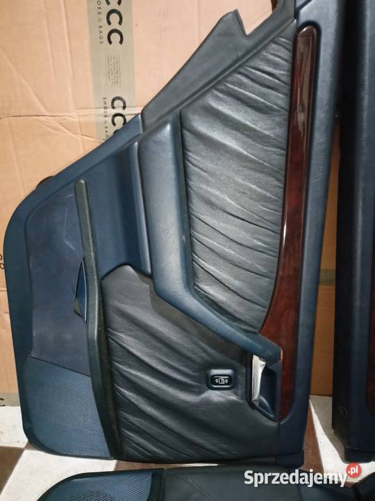Mercedes W202 Cklasa boczki drzwiowe tapicerka