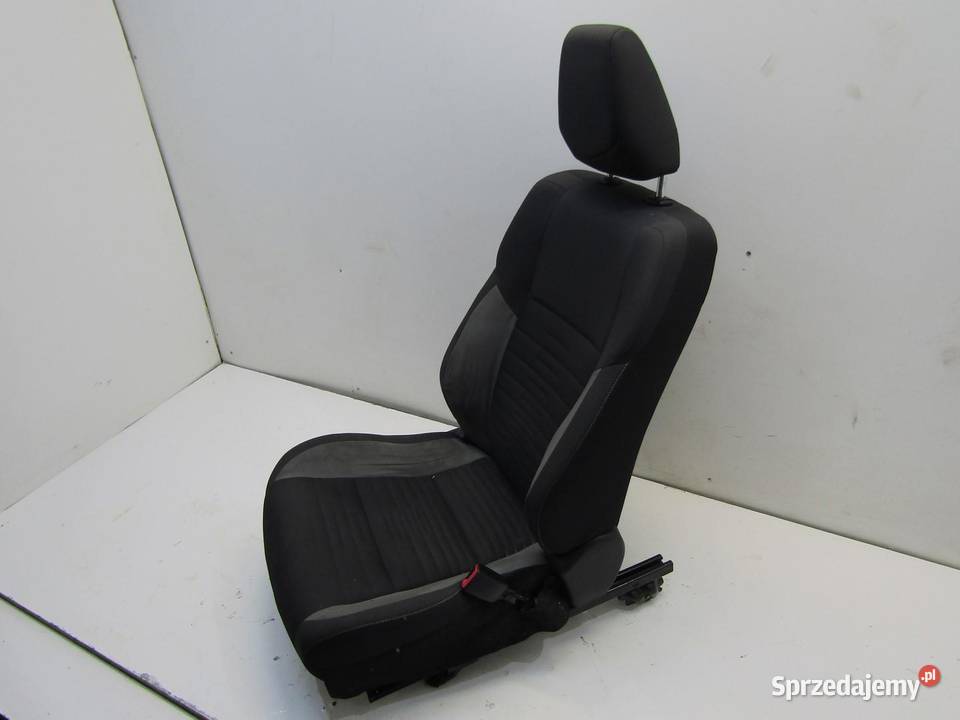 FOTEL PRAWY PRZEDNI PRAWY PRZÓD AURIS II KOMBI