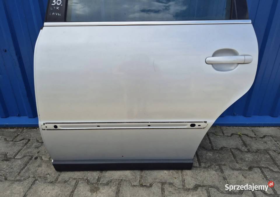 DRZWI TYŁ LEWY LEWE VW PASSAT B5 FL KOMBI LA7W sprzedam
