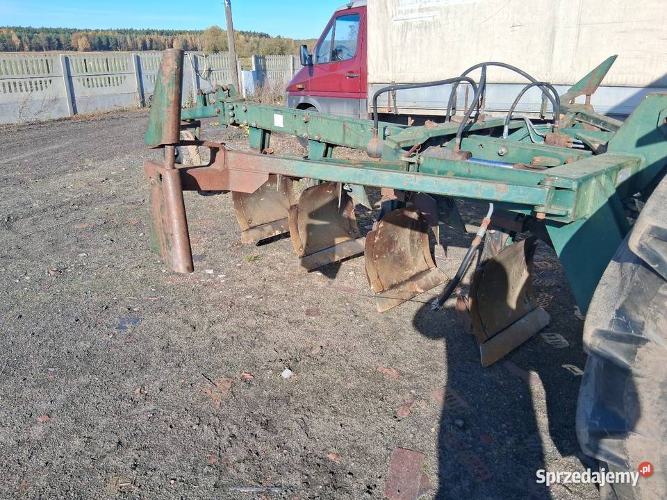 Pług 4 wachadlowy obrotowyzabezpieczenia kolkowe Stany