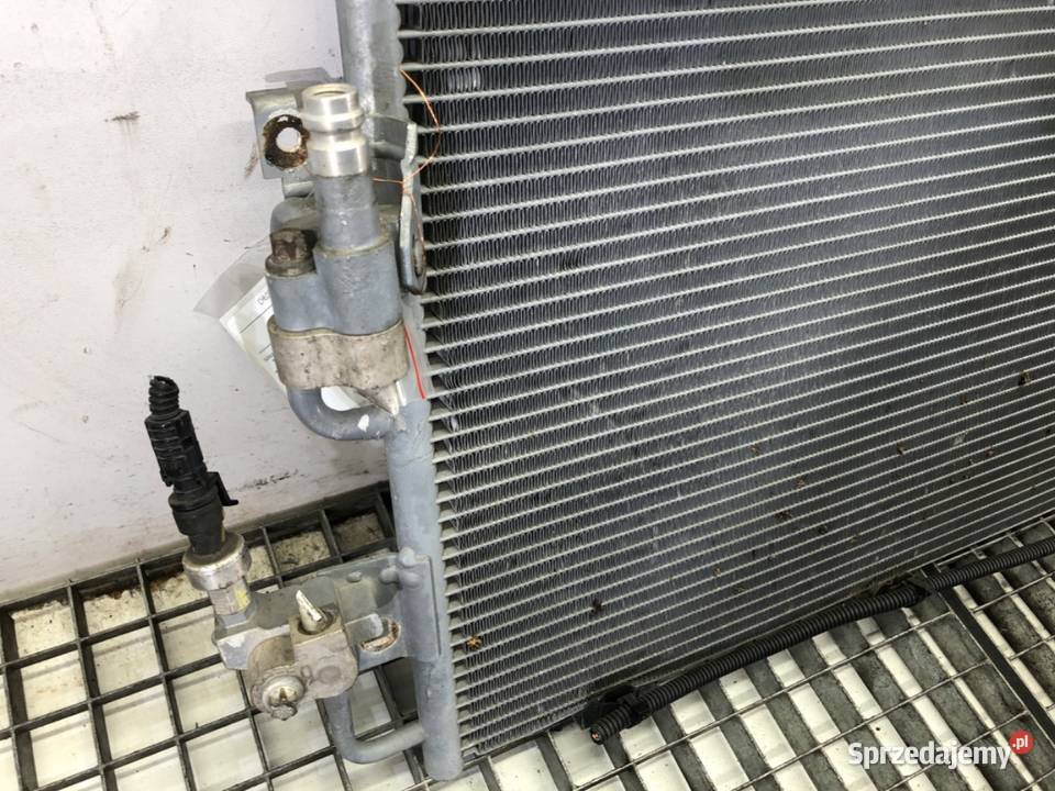 CHŁODNICA KLIMATYZACJI OPEL ASTRA H 16 105 0414 osobowe Motoryzacja