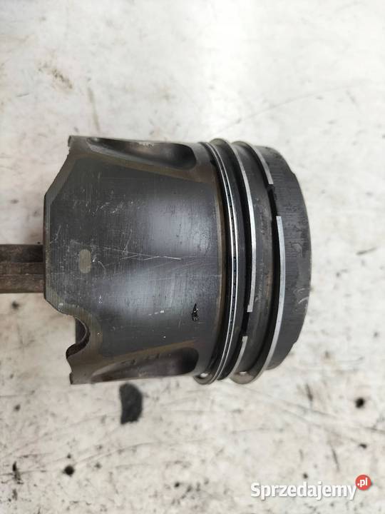 TŁOK KORBOWÓD 20 CDTI Opel Zafira III 2011