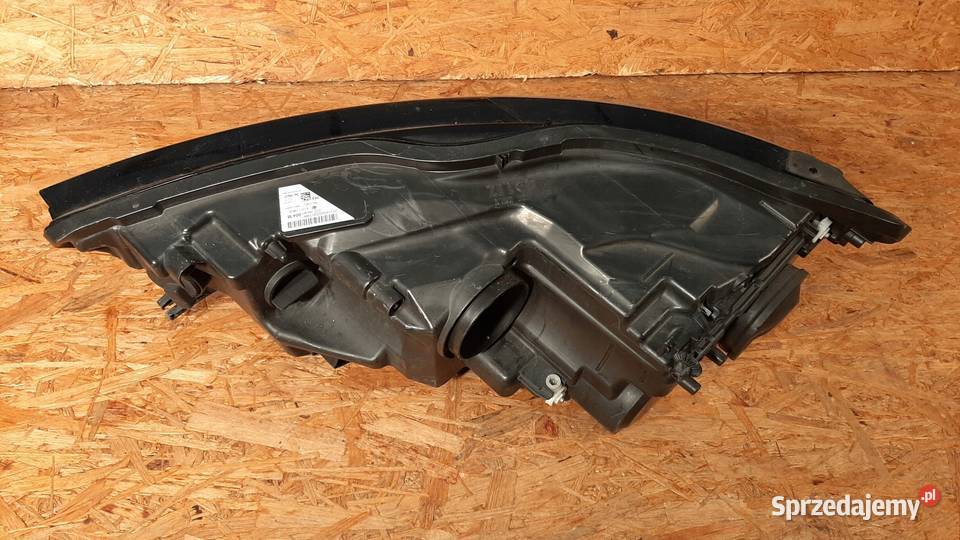 AUDI A6 C7 LAMPA PRAWA PRZÓD PRZEDNIA 4G0941004M osobowe Nowy Tomyśl