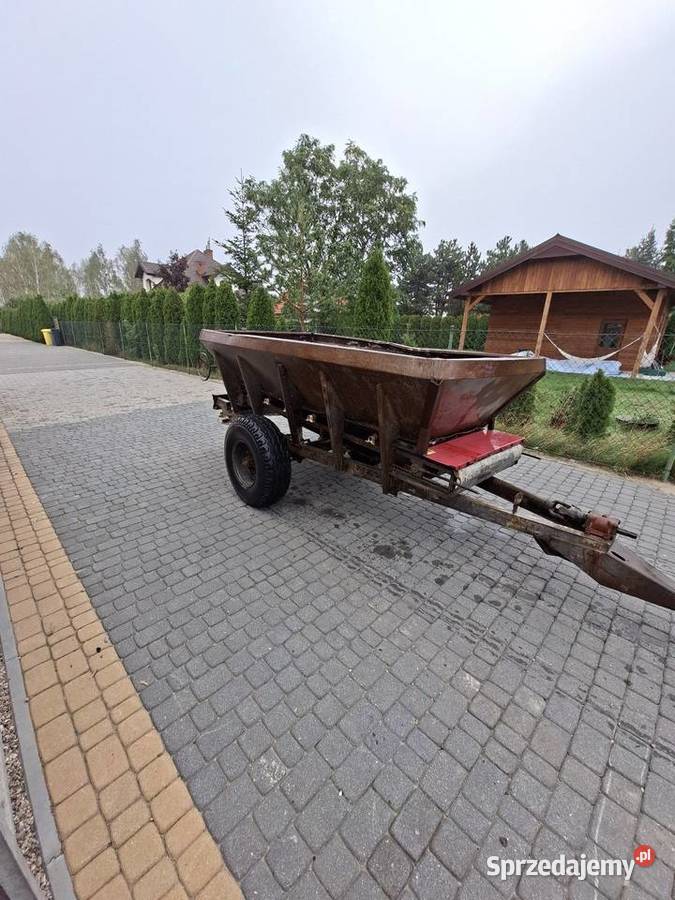 Rozsiewacz wapna Rcw3 sprawny tanio transport Parczew